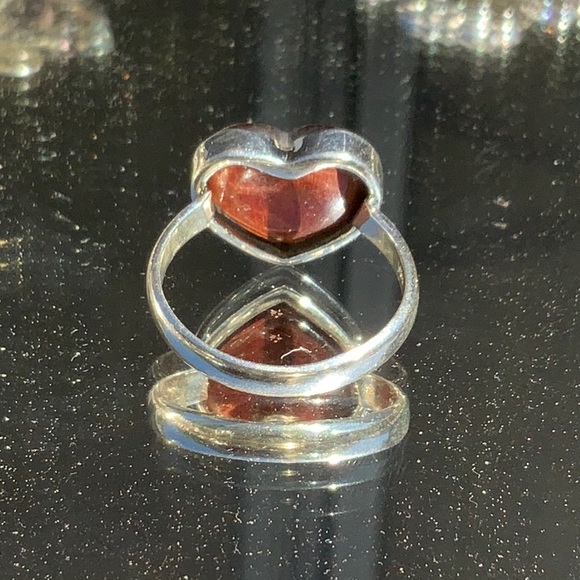 NATURAL RED TIGERS EYE HEART 925 STERLING SILVER RING, SIZE 10 - Picture 4 of 9